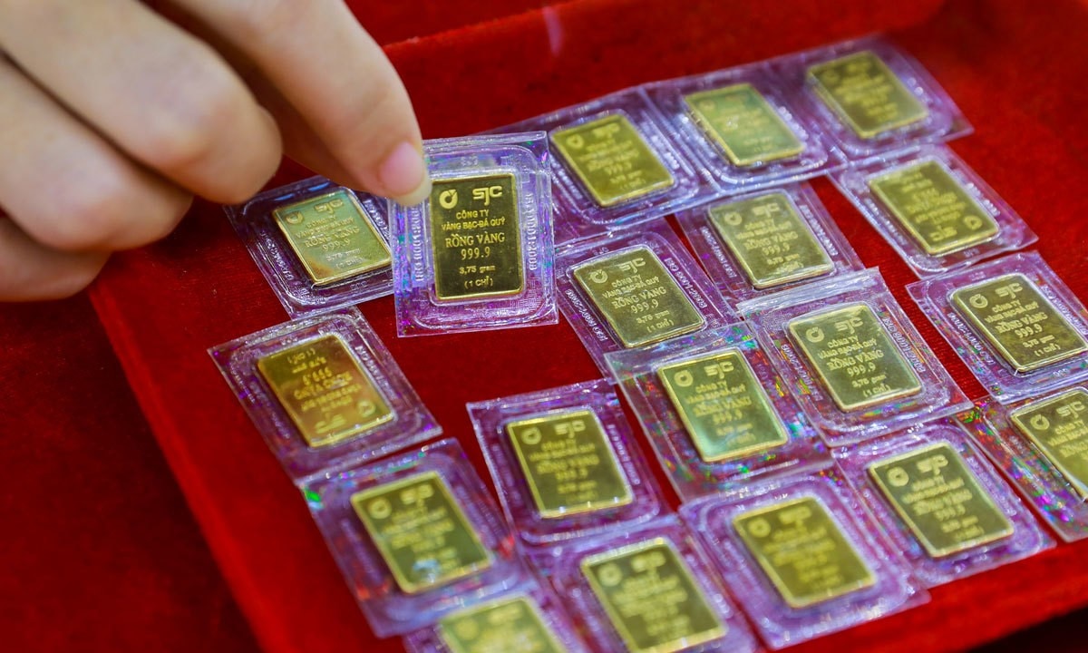 Gold Price Today August 1: continues to ascend after minor drop | Vietnam Times