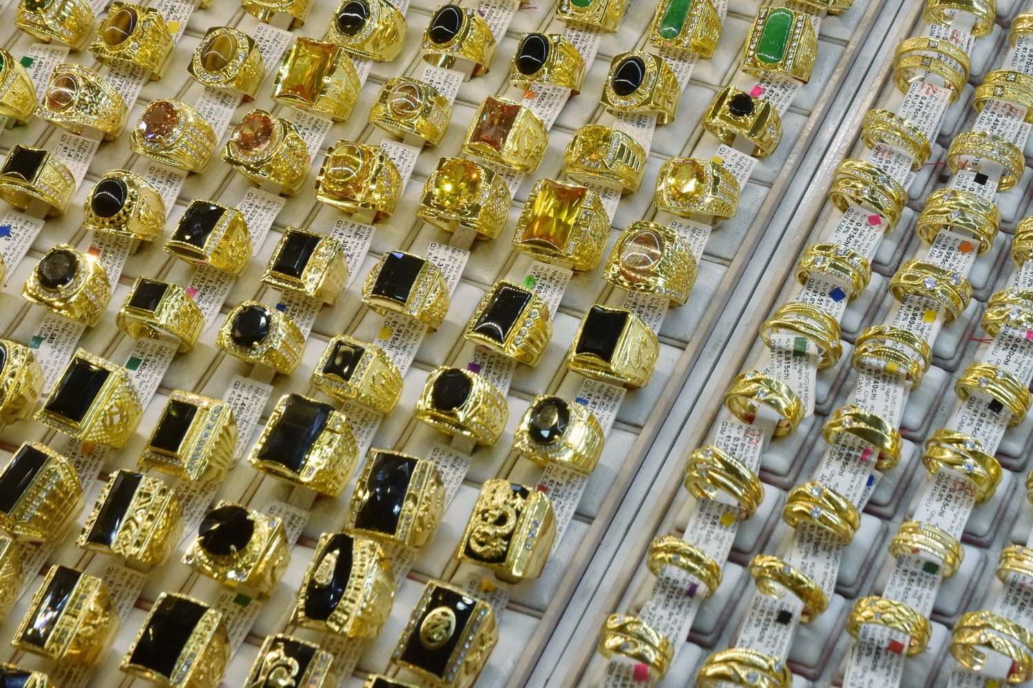Giá vàng hôm nay 14/6, giá vàng nhẫn 9999 tăng nhẹ 100 nghìn đồng. Danh sách các điểm bán vàng miếng mới của Agribank.
