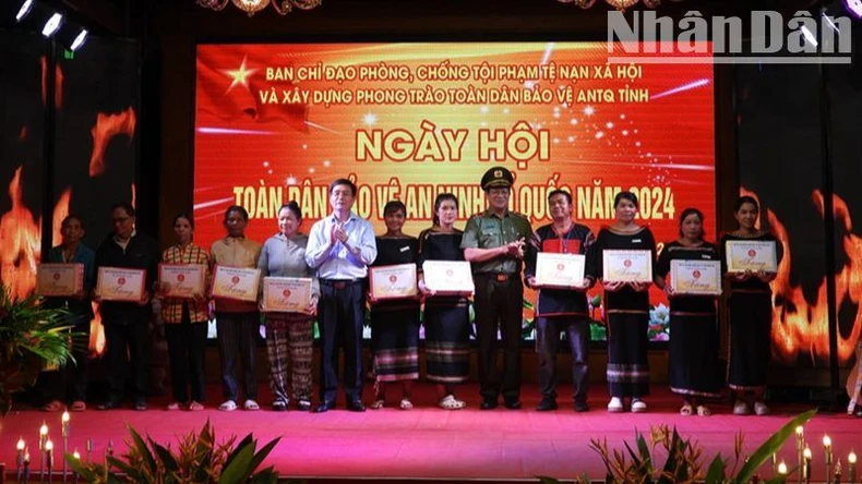 Ngày hội Toàn dân bảo vệ an ninh Tổ quốc các tỉnh Tây Nguyên ảnh 3