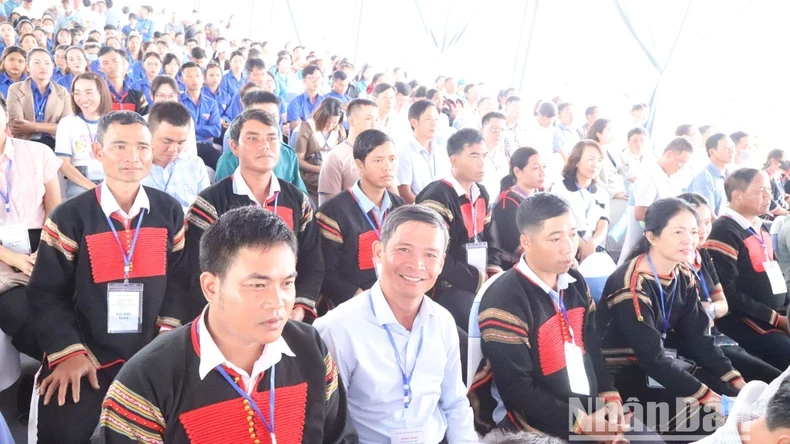 Thủ tướng Phạm Minh Chính phát động Đợt thi đua cao điểm “500 ngày đêm hoàn thành 3.000km đường cao tốc” ảnh 7