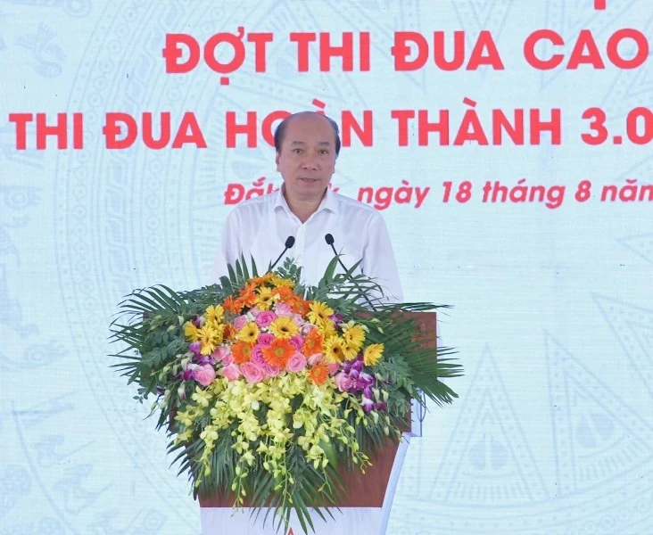 Thủ tướng Phạm Minh Chính phát động Đợt thi đua cao điểm “500 ngày đêm hoàn thành 3.000km đường cao tốc” ảnh 5