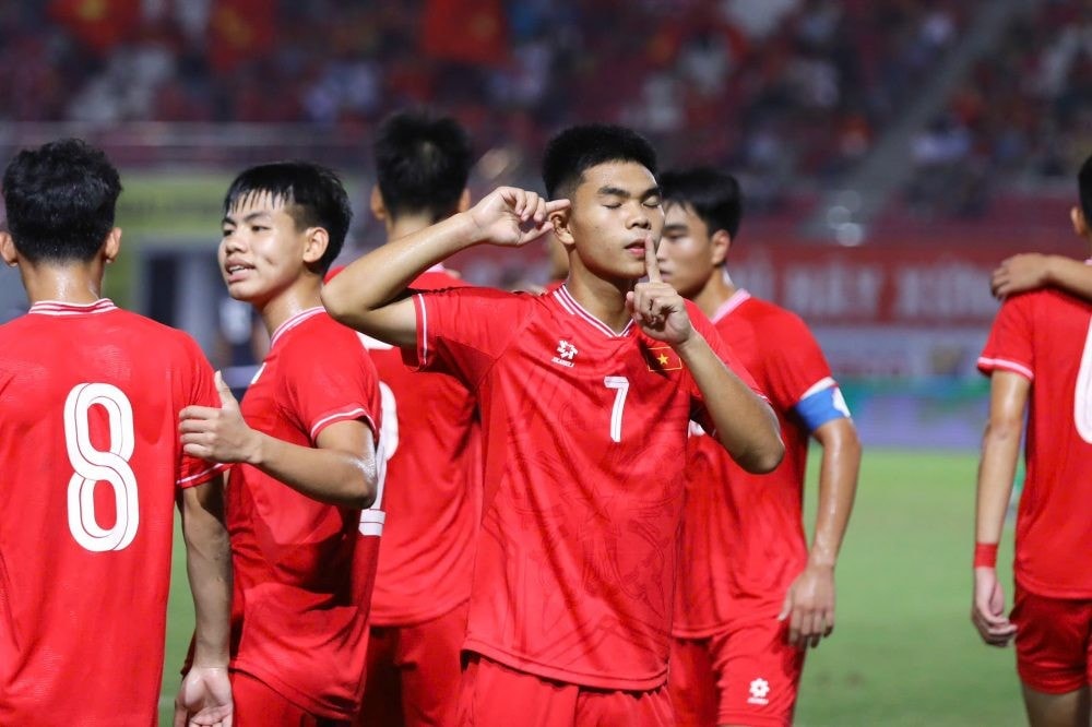 L'équipe U20 du Vietnam est très proche d'obtenir sa place pour la finale de l'AFC U20 2025. (Source : VFF)