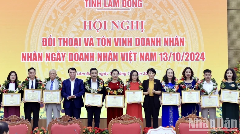 Lâm Đồng tập trung cải thiện môi trường đầu tư và kịp thời gỡ khó cho doanh nghiệp ảnh 5