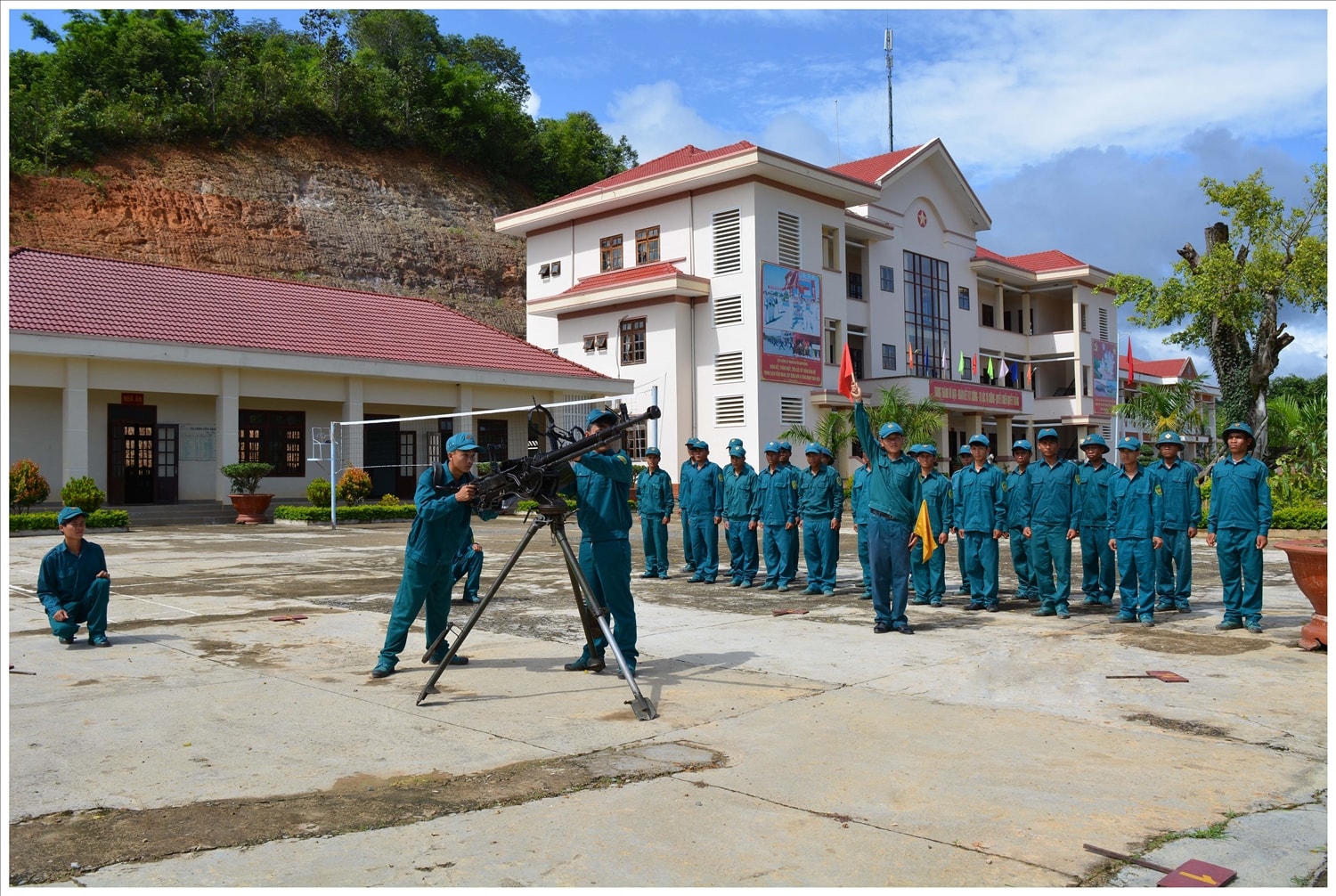 Tập xạ kích - Nguyễn Thế Phương