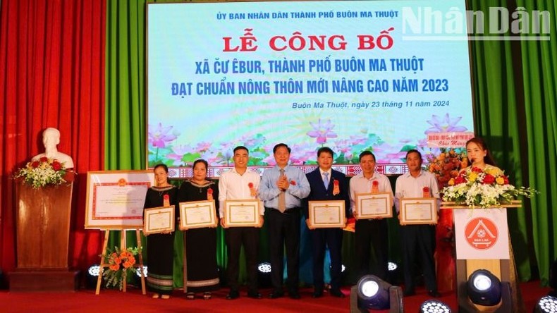 Thành phố Buôn Ma Thuột công bố 4 xã đạt chuẩn nông thôn mới nâng cao ảnh 4