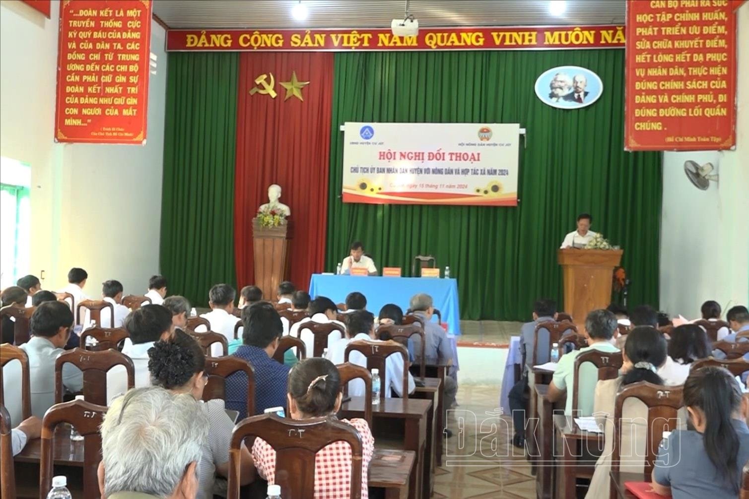 More than 90 delegates are exemplary members of the Farmers' Association, representatives of the cooperatives, and exemplary industrial associations participating in the conference (1).jpg