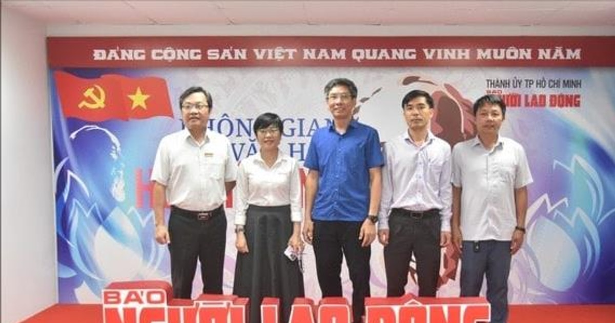 Lãnh đạo Báo Đắk Nông thăm và làm việc tại Báo Người Lao Động