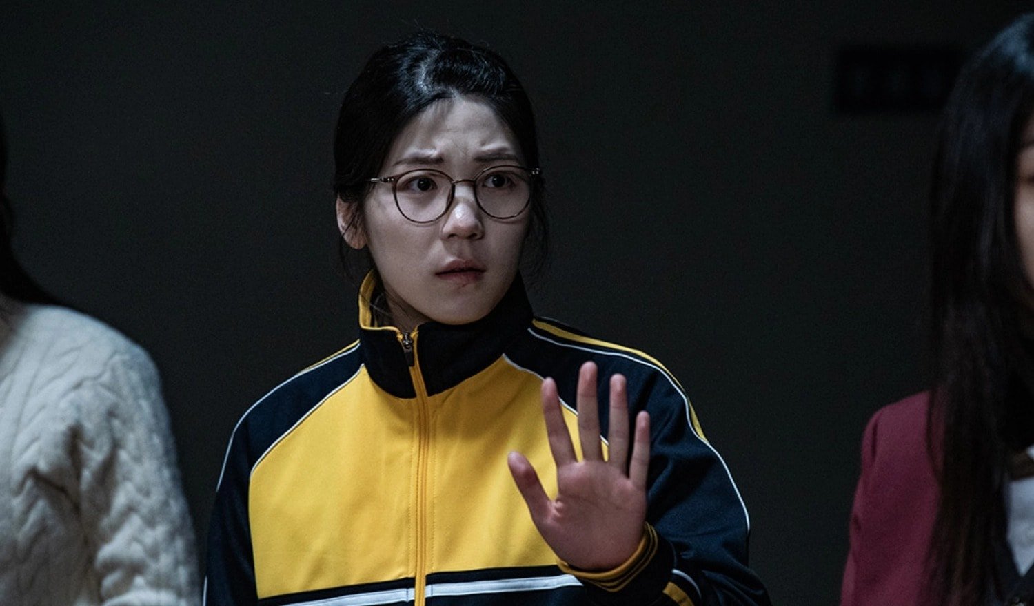 Kang Shin Hee vai Hyun Jung