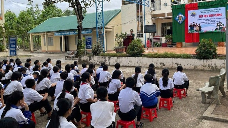 Bộ đội Biên phòng tỉnh Đắk Lắk kỷ niệm 80 Ngày thành lập Quân đội Nhân dân Việt Nam ảnh 2