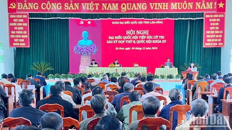 Đồng chí Phan Đình Trạc đánh giá những ý kiến phản ánh của cử tri sát thực tiễn ảnh 1