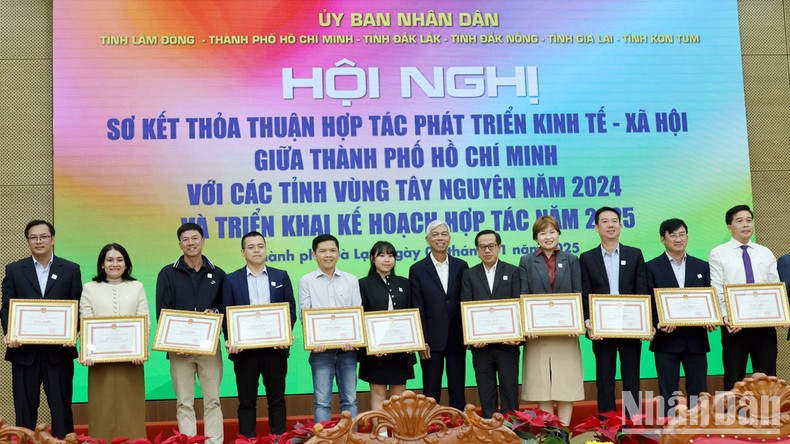 Kết quả hợp tác giữa Thành phố Hồ Chí Minh và các tỉnh Tây nguyên mở ra cơ hội và tầm nhìn mới ảnh 9