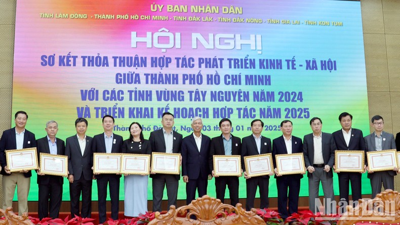 Kết quả hợp tác giữa Thành phố Hồ Chí Minh và các tỉnh Tây nguyên mở ra cơ hội và tầm nhìn mới ảnh 8