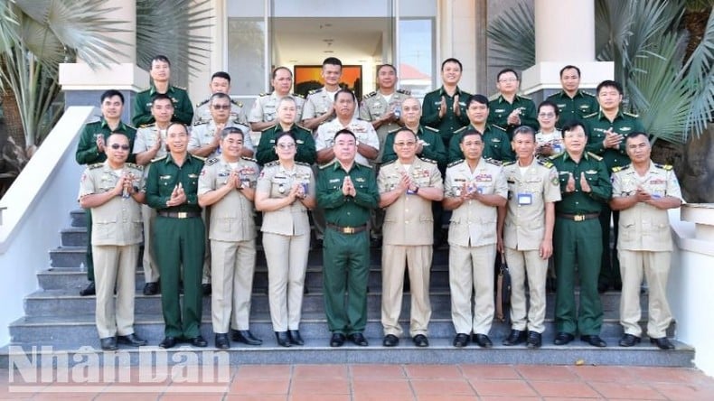 Ty Công an tỉnh Mondulkiri, vương quốc Campuchia chúc Tết Bộ Chỉ huy Bộ đội Biên phòng tỉnh Đắk Lắk ảnh 2