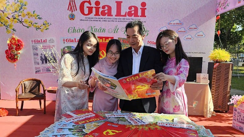 Gia Lai khai mạc Hội báo Xuân Ất Tỵ 2025 ảnh 2