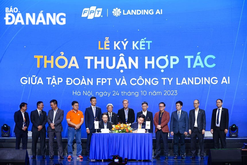 FPT ký kết hợp tác với Landing AI. Ảnh: G.P