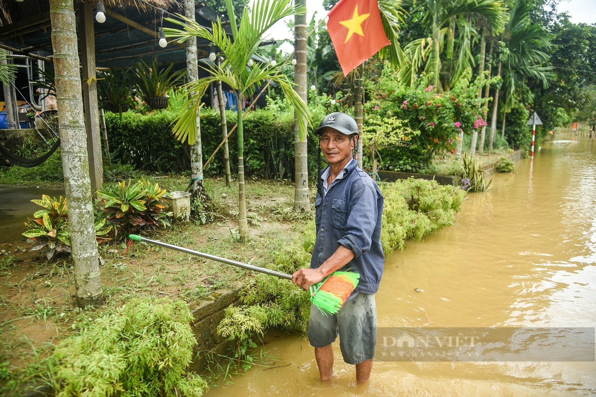 Đà Nẵng: Nước sông Cu Đê dâng cao, một thôn ở xã miền núi Hòa Bắc bị ngập nước- Ảnh 9.