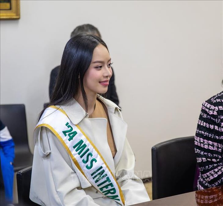 Miss International 2024 Thanh Thủy cùng 4 á hậu đến giao lưu ở Đại sứ quán Việt Nam tại Nhật - Ảnh 1.