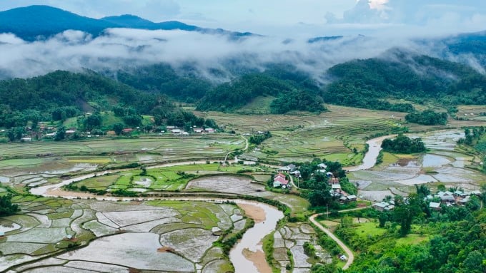 Khung cảnh Măng Đen nhìn từ trên cao. Ảnh: Bùi Viết Hà