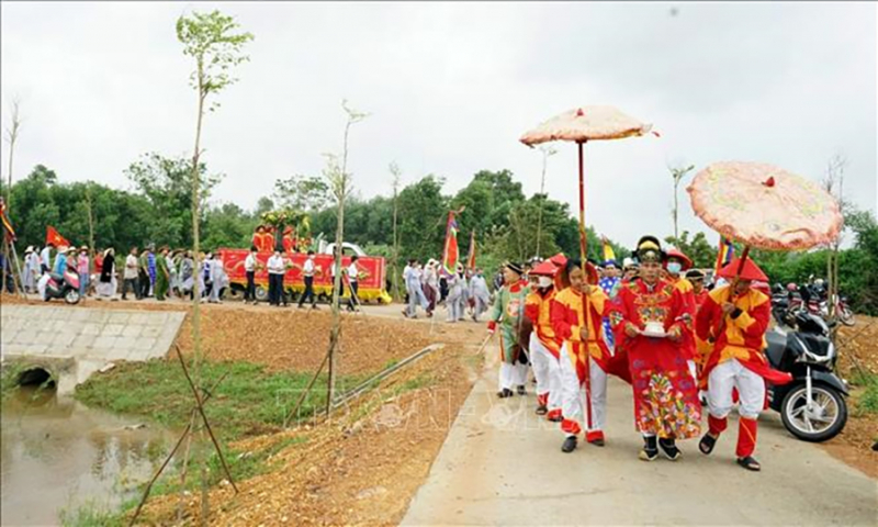 Phục dựng, tôn vinh hệ thống di tích Chúa Nguyễn gắn với phát triển du lịch