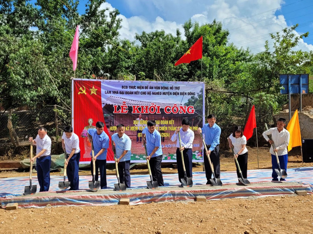 Chăm lo cho người nghèo luôn là chủ trương đúng