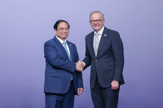 El primer ministro Pham Minh Chinh se reúne con líderes de países con motivo de su asistencia a la Cumbre de la ASEAN