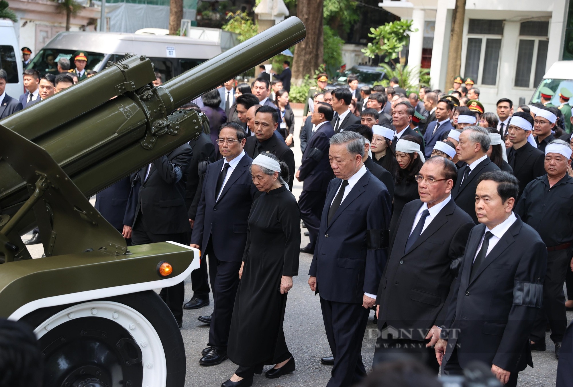 Nhìn lại năm 2024 qua những khoảnh khắc do phóng viên Dân Việt ghi lại - Ảnh 6.