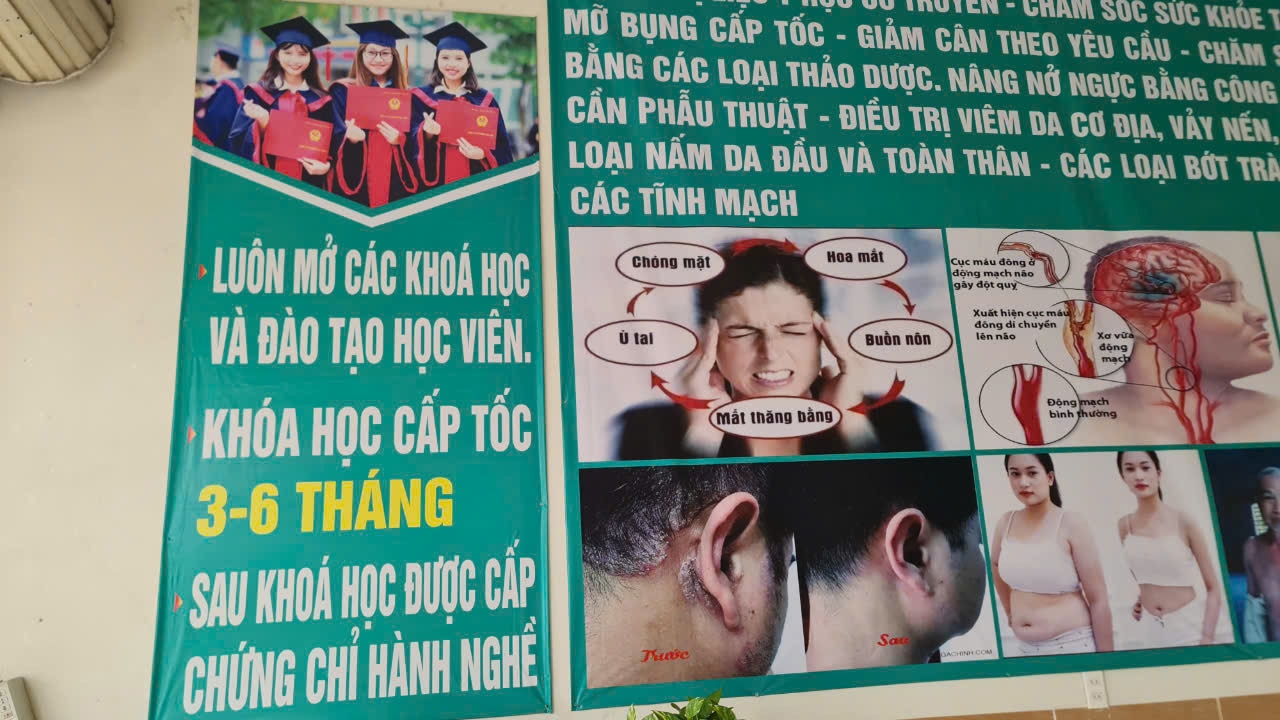 Dù hoạt động khám chữa bệnh không có giấy phép hoạt động, cơ sở của bà Huệ vẫn nhận đào tạo học viên. Ảnh: Bích Nhàn