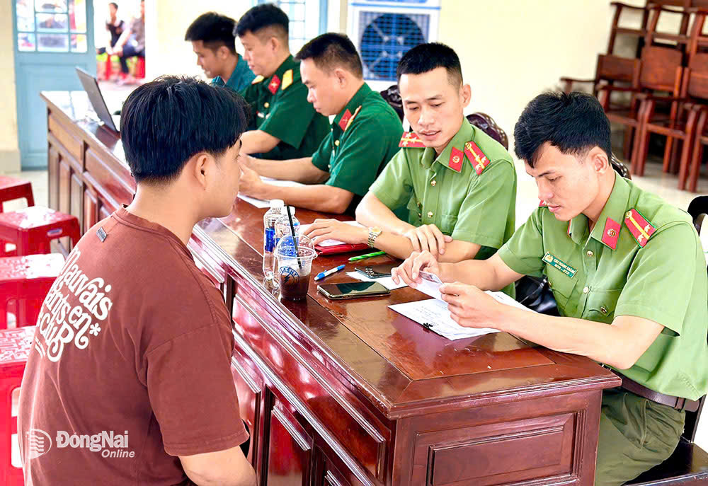 Huyện Xuân Lộc đã triển khai nghiêm túc quá trình tuyển chọn, gọi công nhân nhập ngũ năm 2025. Ảnh: Công Nghĩa