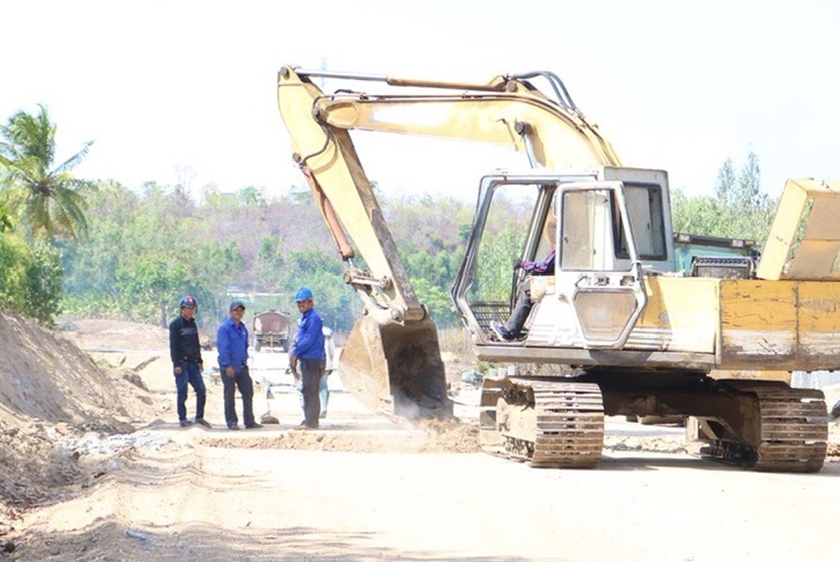 Huyện Kbang quan tâm đầu tư để hoàn thành tiêu chí giao thông trong xây dựng nông thôn mới. Ảnh: M.P