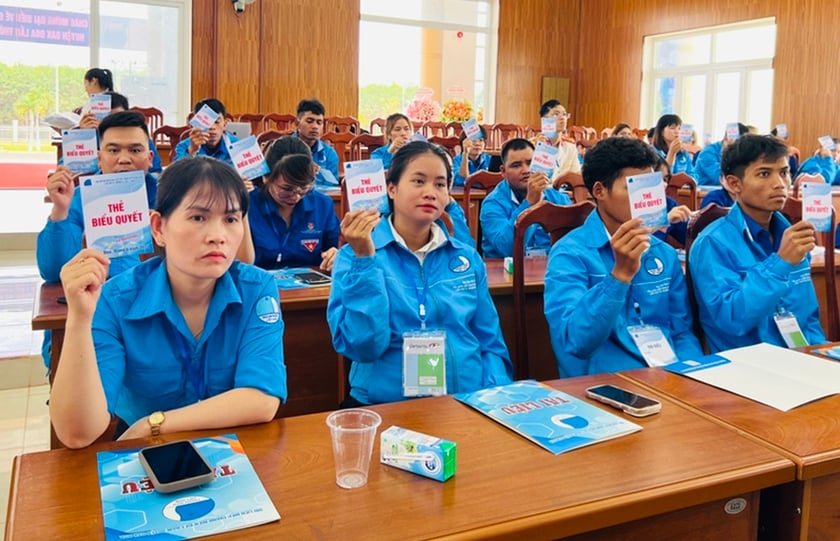 Các đại biểu hiệp thương chọn cử Ủy ban Hội LHTN Việt Nam huyện Đak Đoa khóa VI, nhiệm kỳ 2024-2029. Ảnh: P.L