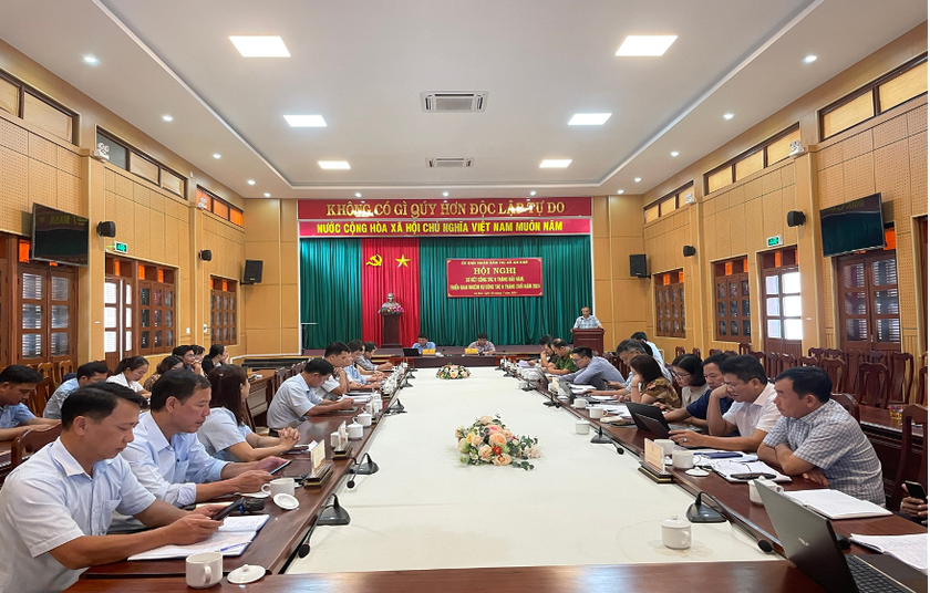 Quang cảnh hội nghị sơ kết công tác 6 tháng đầu năm, triển khai nhiệm vụ 6 tháng cuối năm 2024 của UBND thị xã An Khê. Ảnh: Bảo Huy