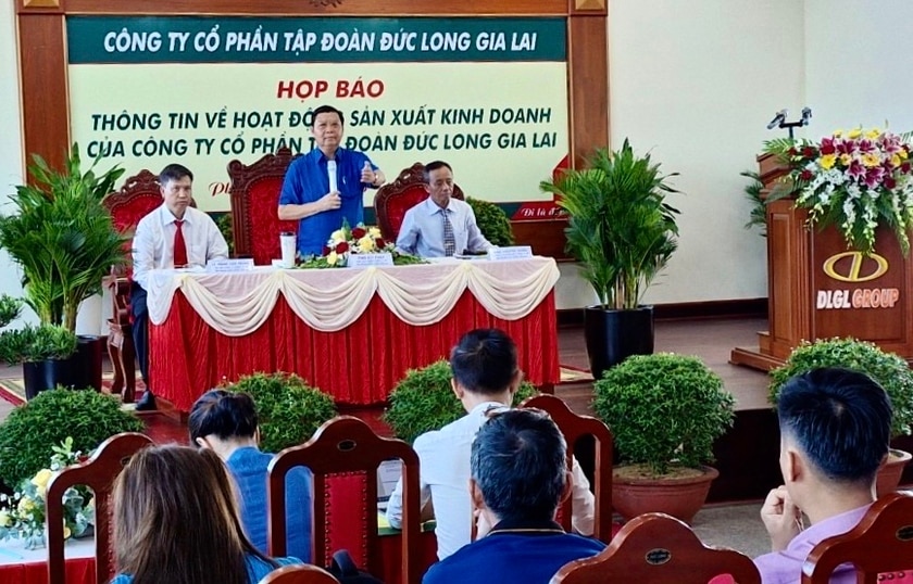 Đại diện Công ty Đức Long Gia Lai cho rằng việc Công ty Cổ phần Lilama 45.3 gửi đơn và Tòa án ra thông báo thụ lý lần 2 không đúng quy định của pháp luật đã gây ảnh hưởng rất lớn đến thương hiệu và tài chính của doanh nghiệp. Ảnh: Minh Phương