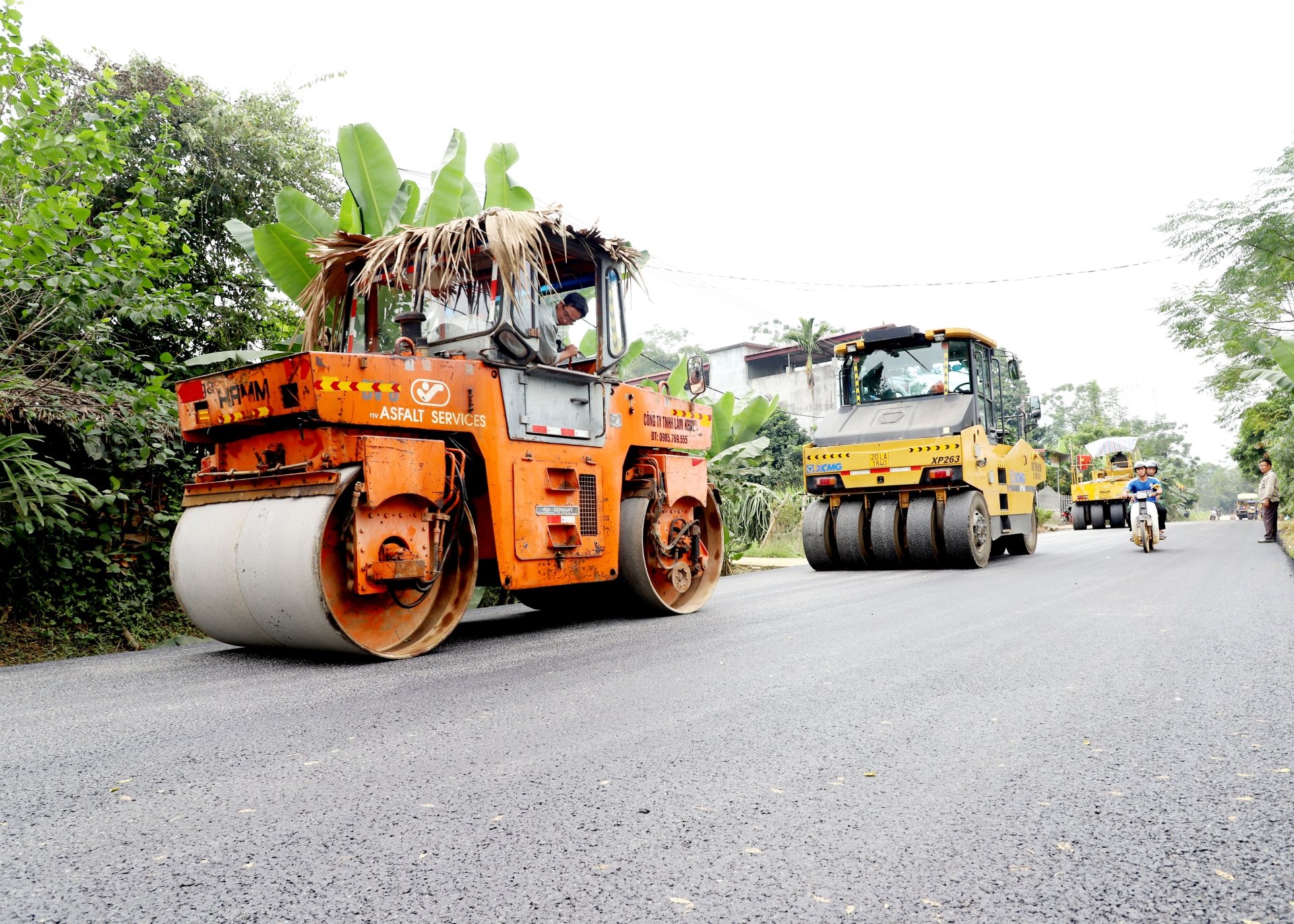 Để tạo đồng bộ về kết cấu hạ tầng giao thông, Dự án nâng cấp đường tỉnh ĐT183 nằm trong số các dự án giao thông lớn của tỉnh được khởi công năm 2023. Hiện, đoạn tuyến thuộc địa phận xã Vĩ Thượng (Quang Bình) đã được Công ty TNHH Hiệp Phú (Tuyên Quang) – nhà thầu thi công cơ bản hoàn thành trải bê tông nhựa. 