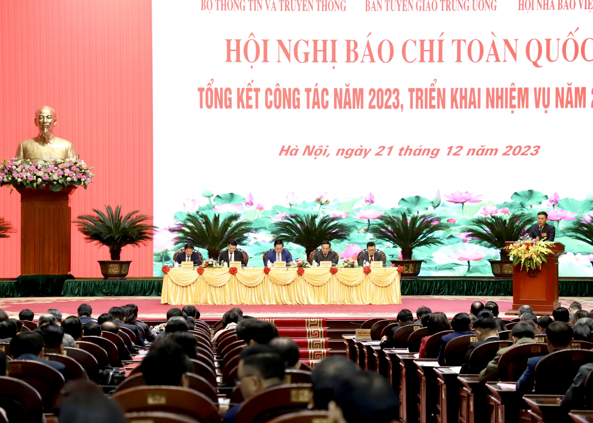 Quang cảnh hội nghị