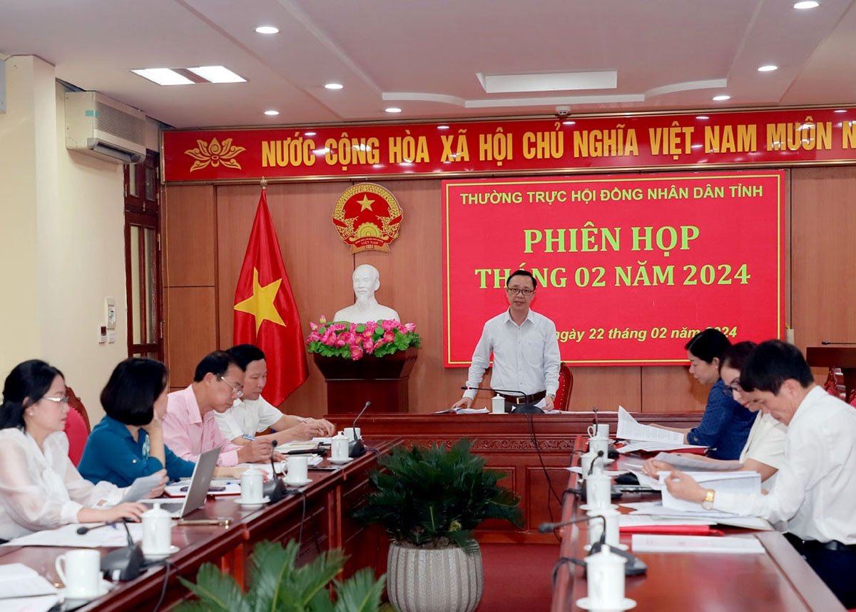 Toàn cảnh phiên họp.