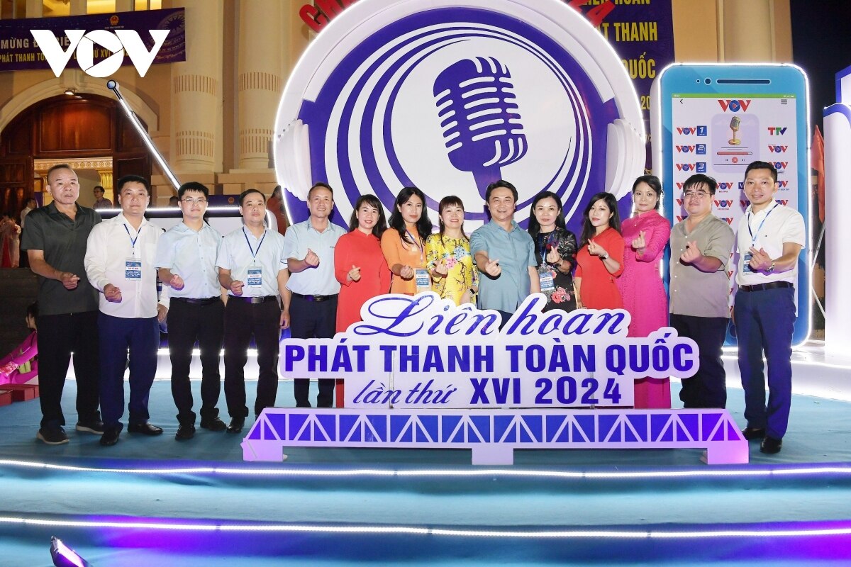 lien hoan phat thanh toan quoc lan thu xvi gan gui, gan ket, am ap, nghia tinh hinh anh 4