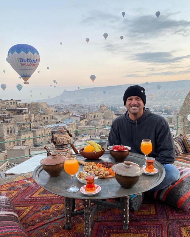 Lee Abbamonte trong chuyến du lịch Thổ Nhĩ Kỳ. Ảnh: Leeabbamonte/Instagram