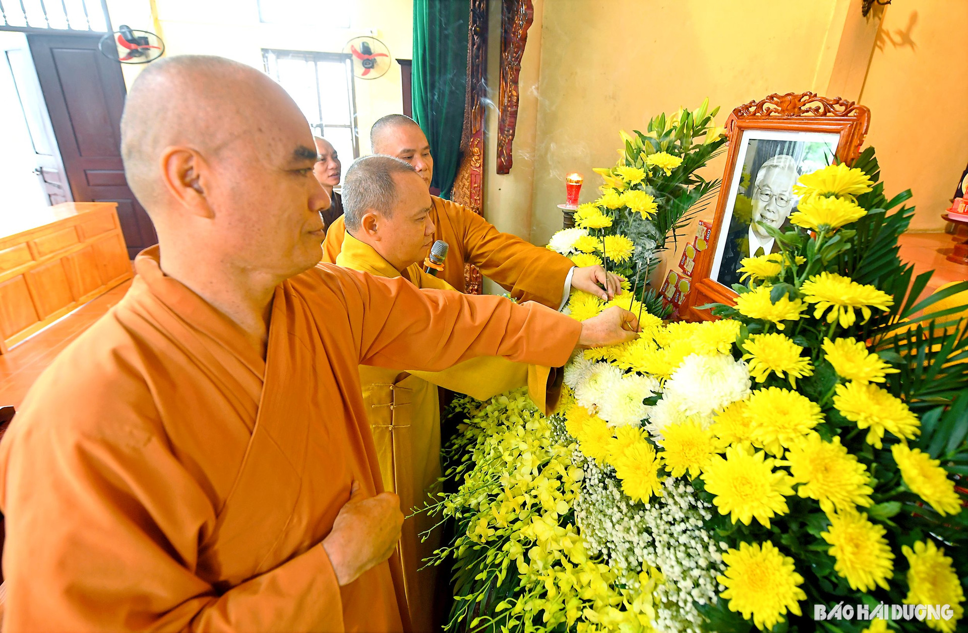 chua dong thuan thap huong