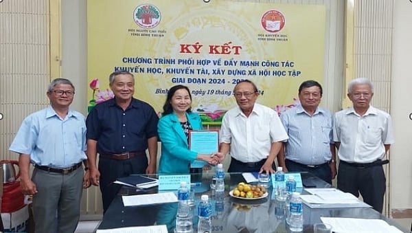 Đẩy mạnh công tác khuyến học, khuyến tài, xây dựng xã hội học tập