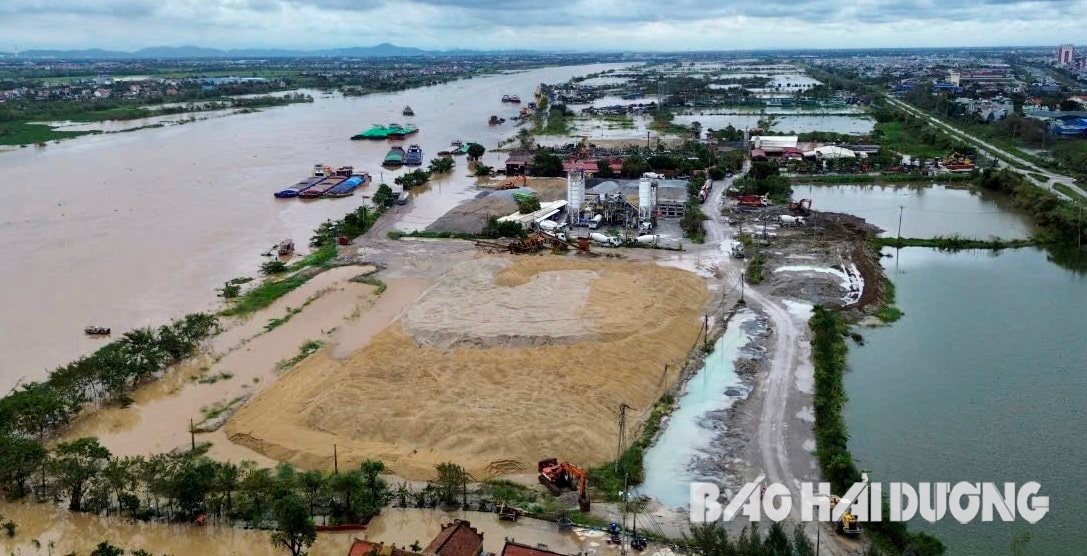 TP Hải Dương có 27 bến bãi được đề xuất tiếp tục hoạt động. Trong ảnh, một bến bãi trên địa bàn phường Việt Hòa