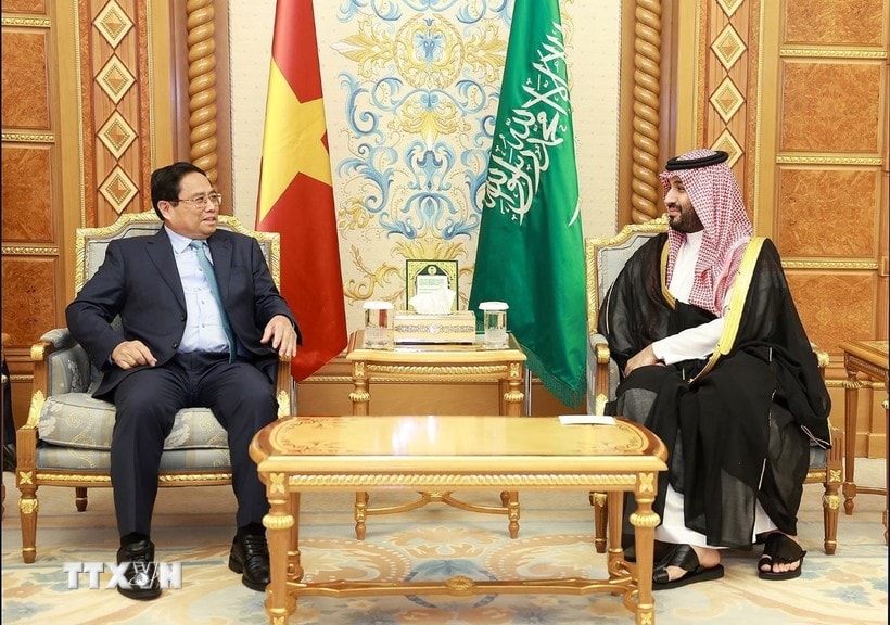 pham-minh-chinh-gap-hoang-thai-tu-saudi-arabia.jpg