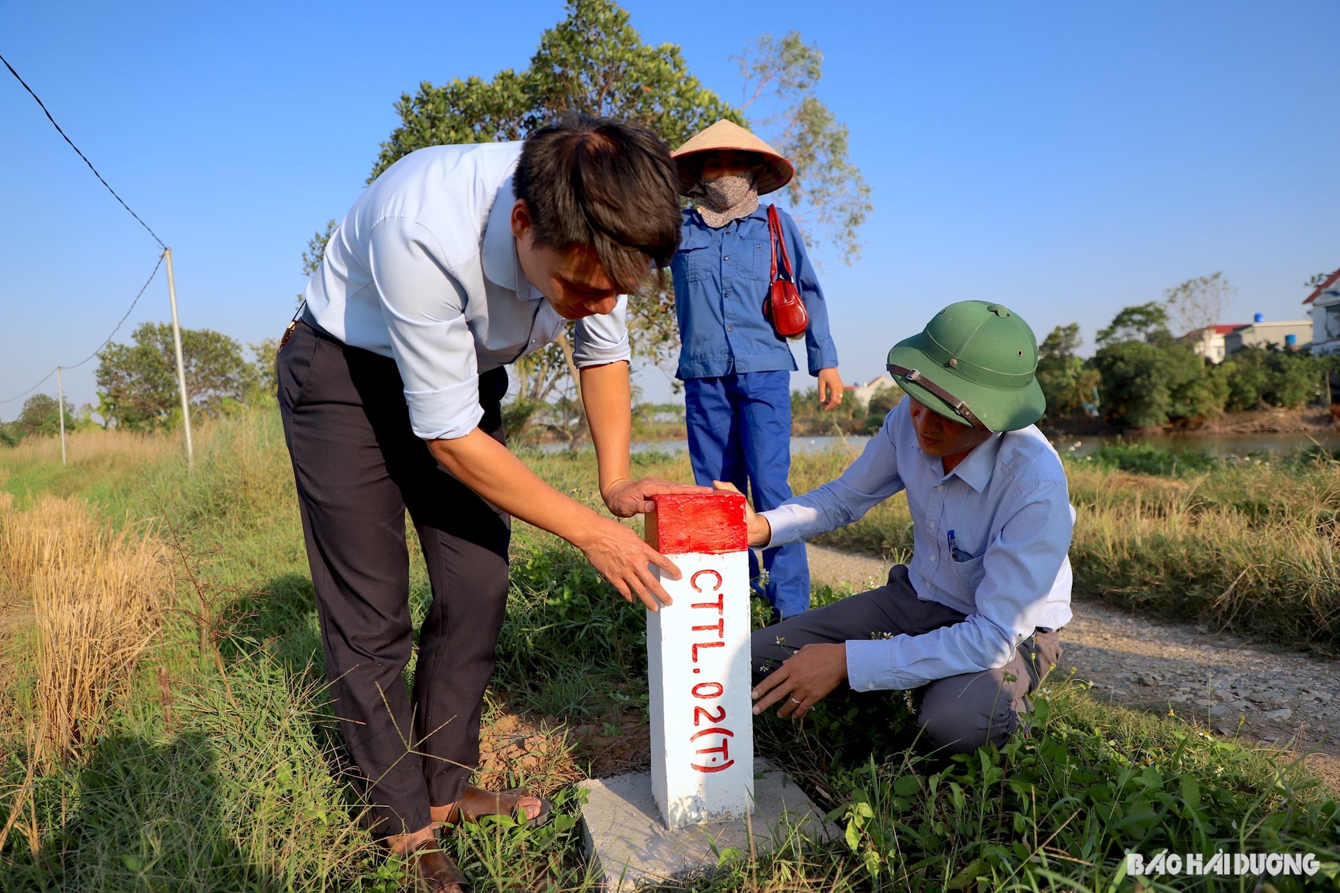 cam-moc-chi-gioi-cong-trinh-thuy-loi.jpg