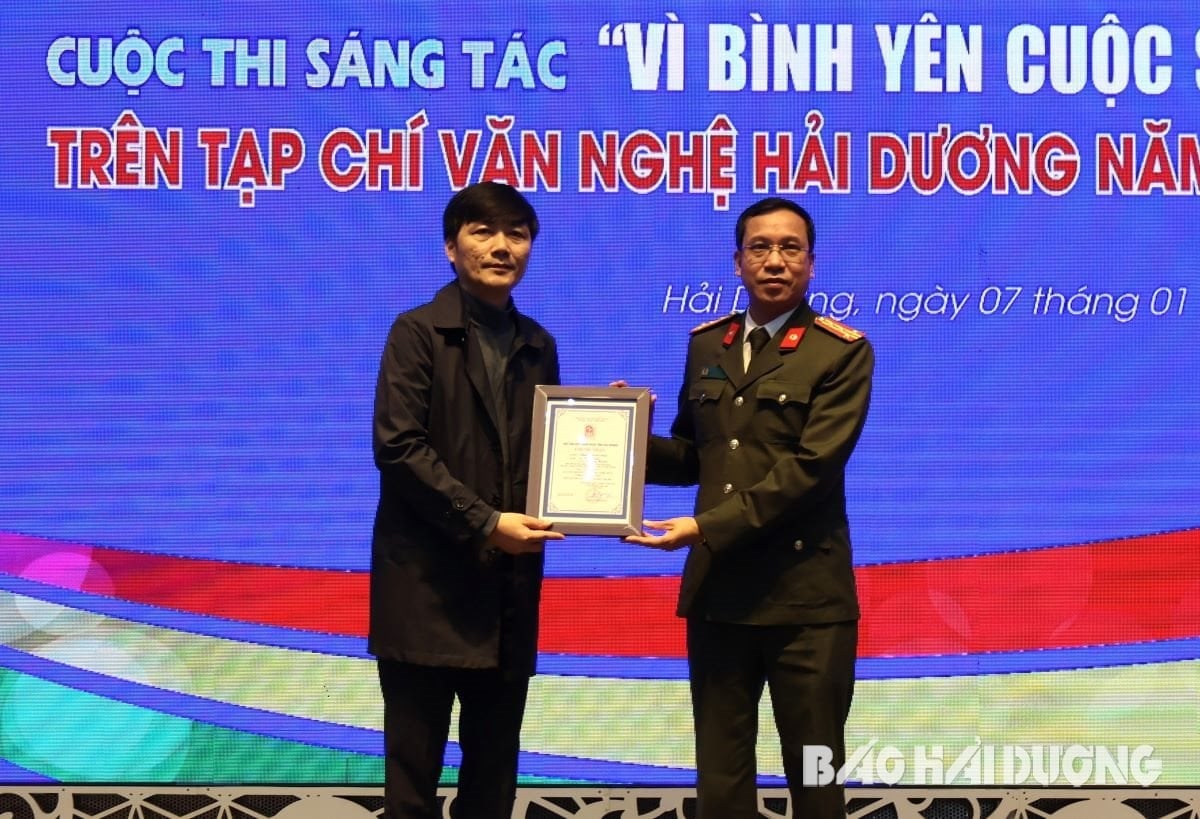 cuoc-thi-sang-tac-vi-binh-yen-cuoc-song.jpg