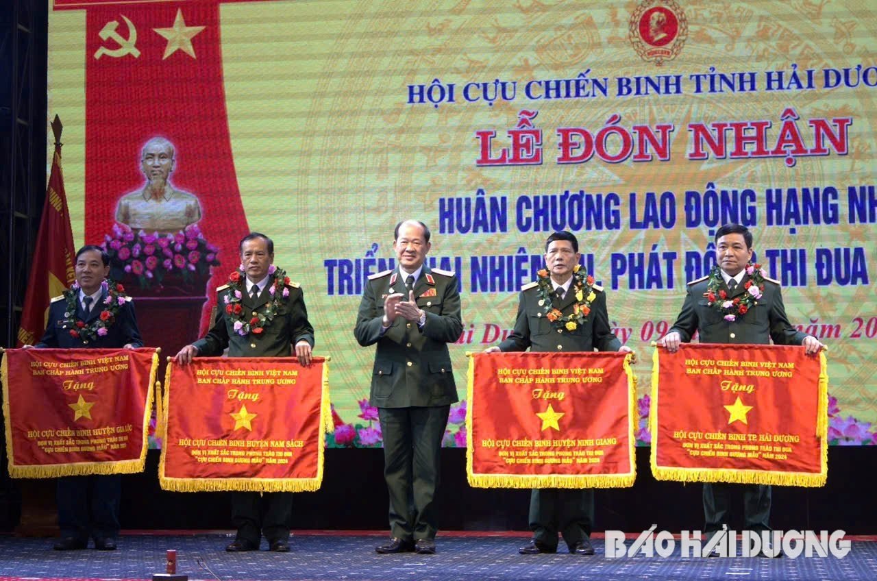 hoi-cuu-chien-binh-2(1).jpg