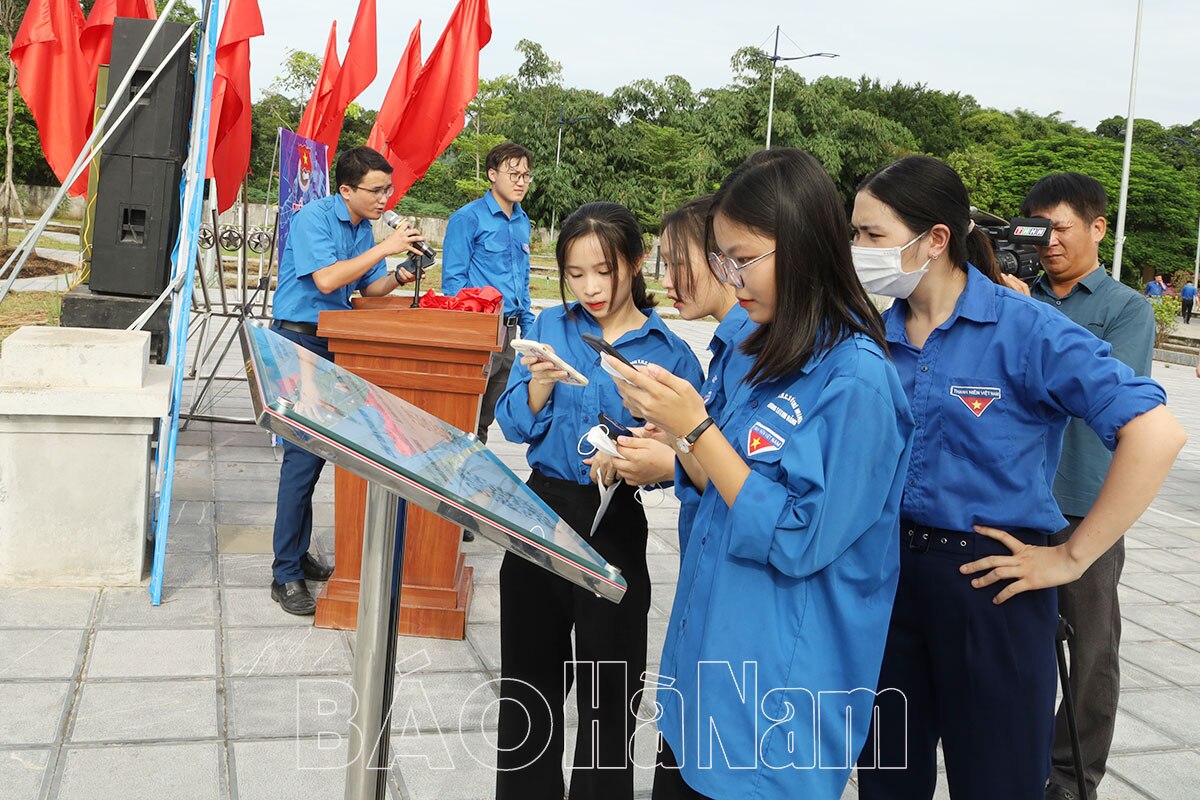 Huyện đoàn Kim Bảng ra mắt công trình “Số hóa di tích lịch sử chùa Bà Đanh – núi Ngọc”