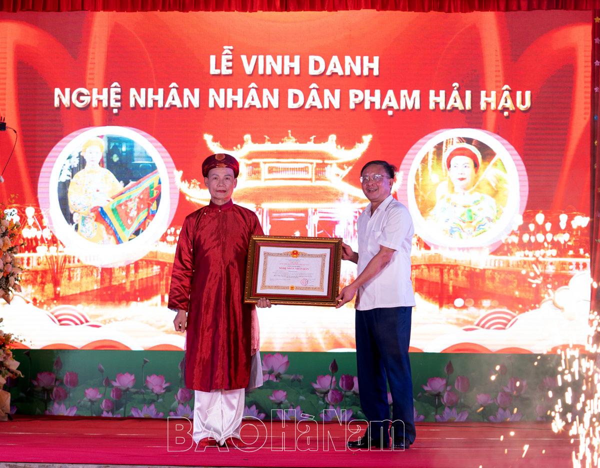 Nghệ nhân nhân dân Phạm Hải Hậu