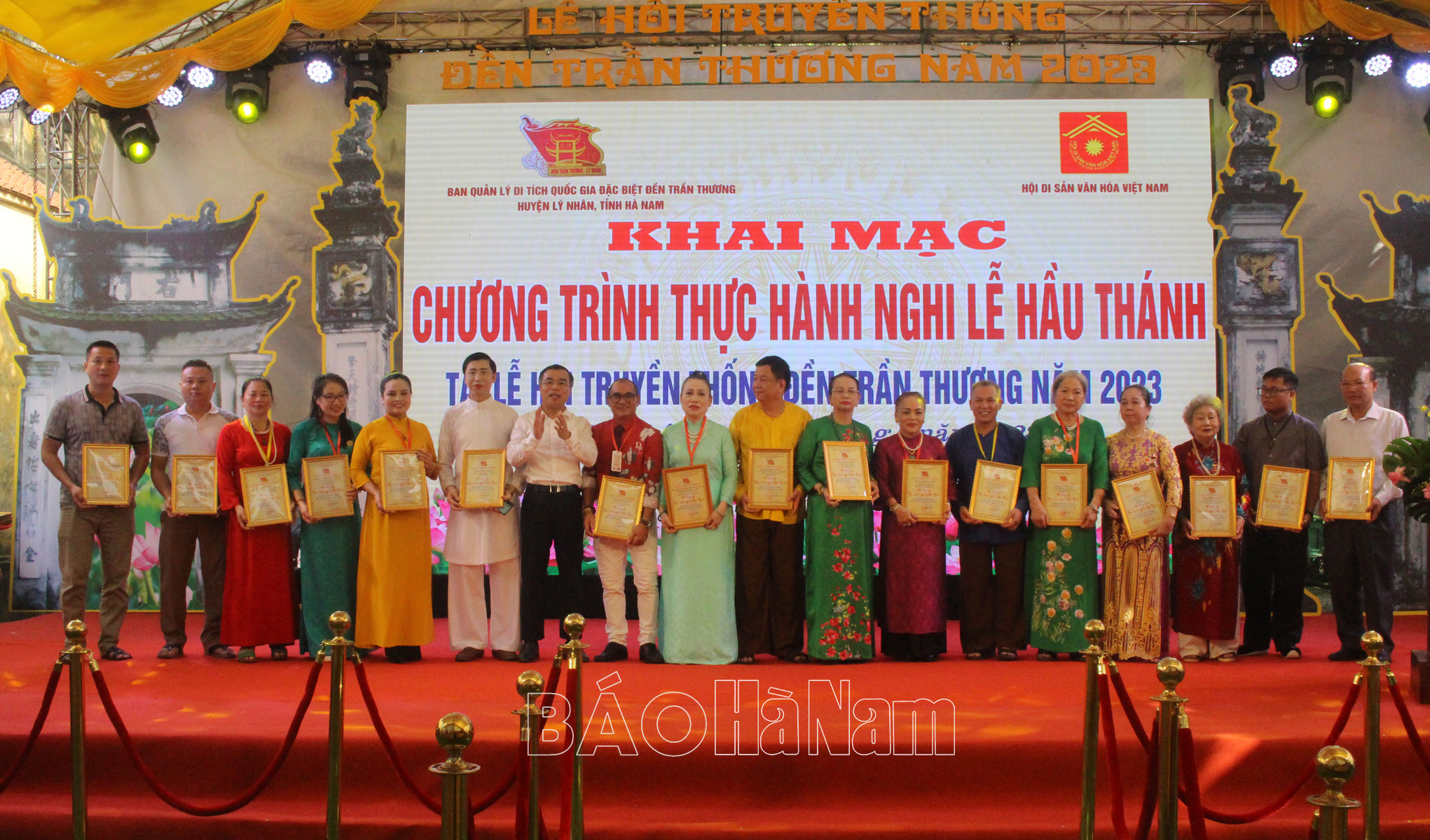 Khai mạc chương trình Thực hành nghi lễ hầu Thánh đền Trần Thương năm 2023