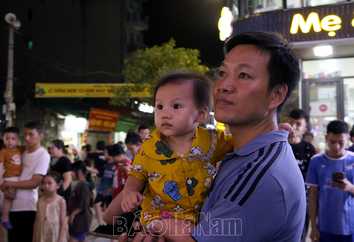 Impressive moments at the award ceremony of the 2023 City Mid-Autumn Festival Lantern Competition