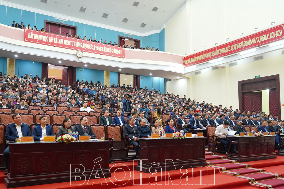 전국대회에서 제8차 대회, 제13차 당 중앙위원회 결의를 연구, 학습하고 철저히 파악