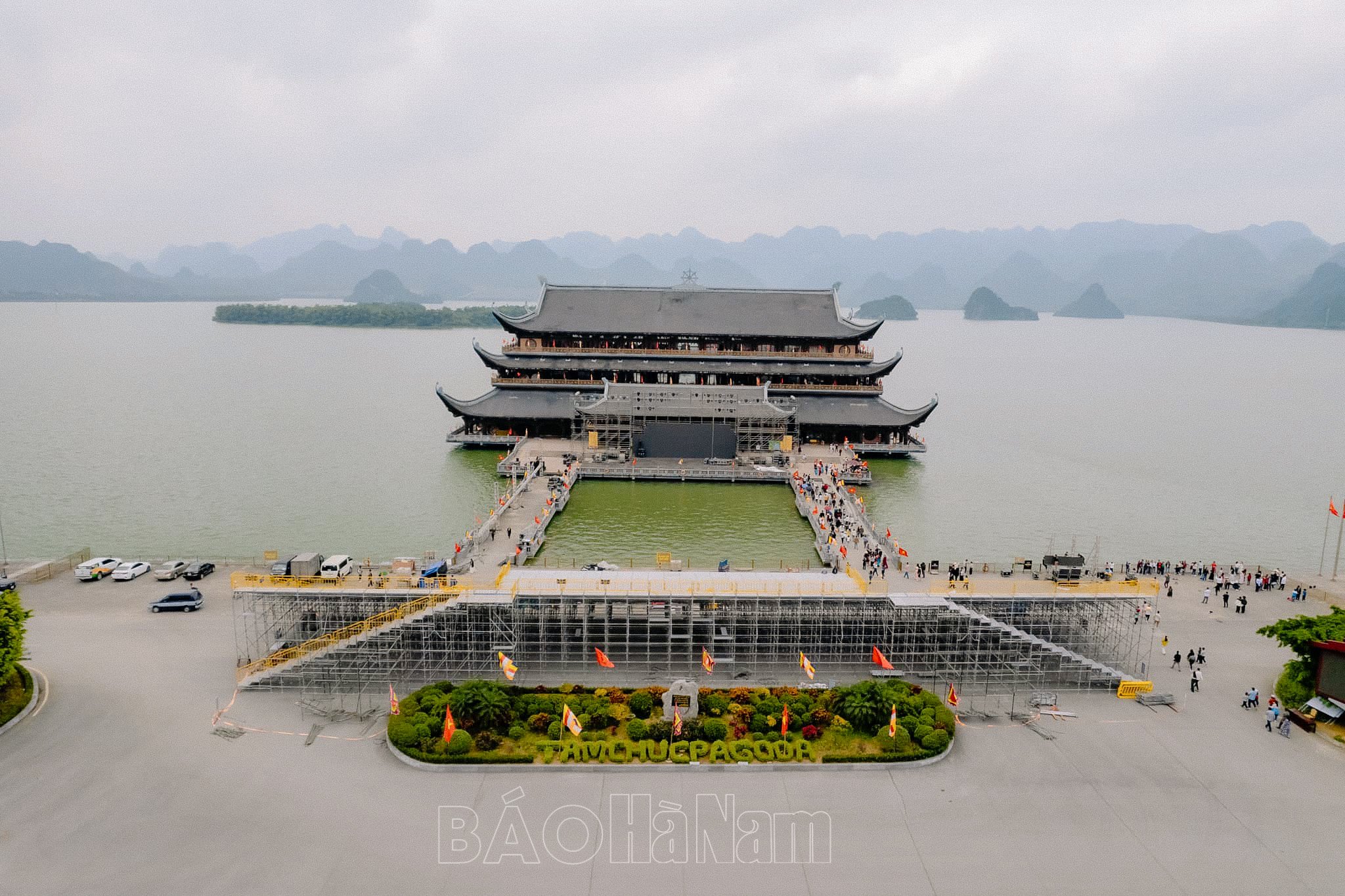 ពិធីបុណ្យនិទាឃរដូវ Tam Chuc រួចរាល់ហើយ។